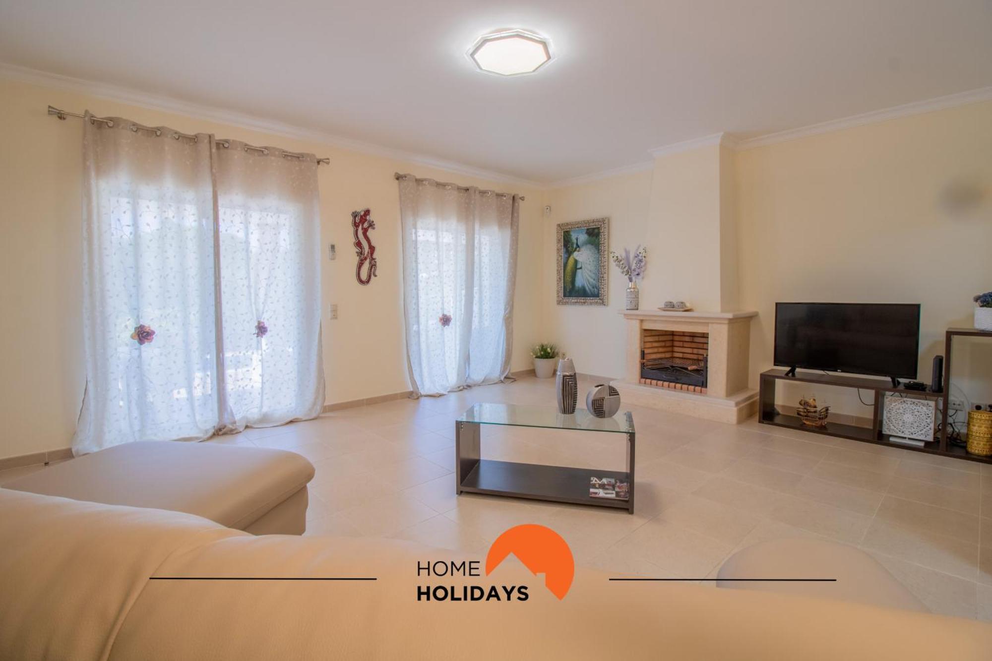 #297 Moderna V3 Com Piscina By Holidays