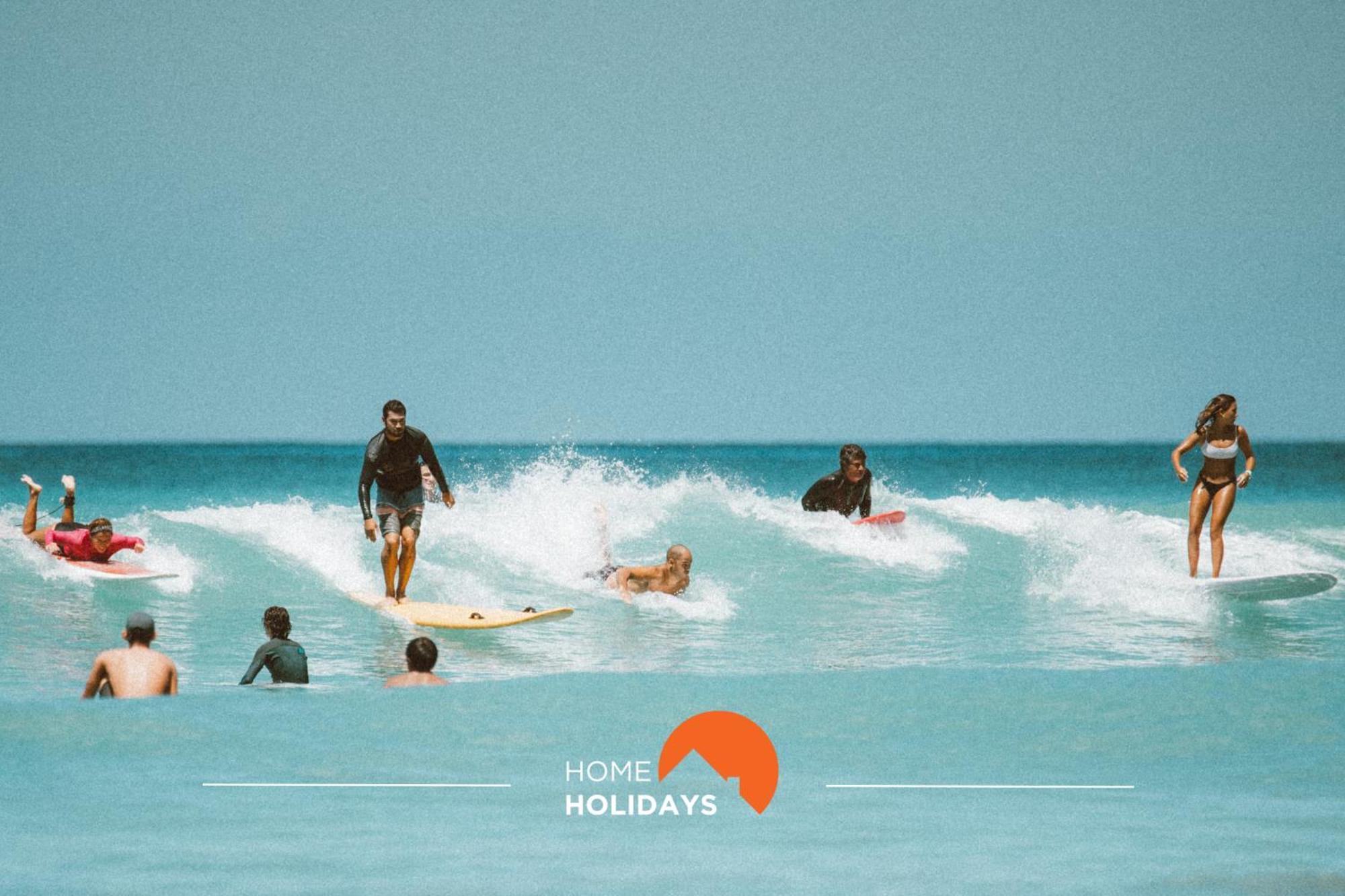 #297 Moderna V3 Com Piscina By Holidays *