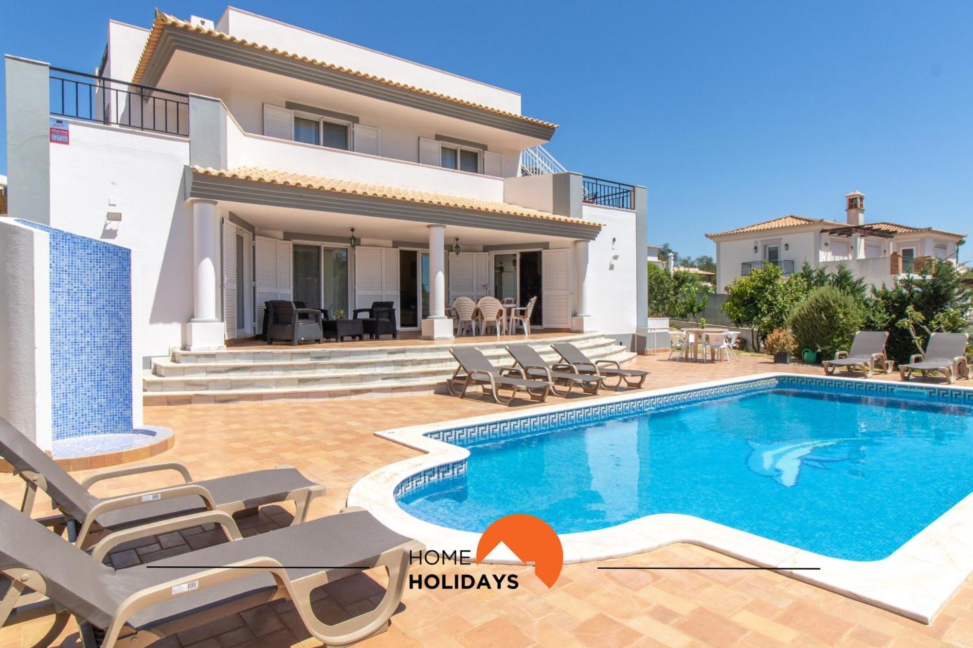 Holiday home #297 Moderna V3 Com Piscina By Holidays